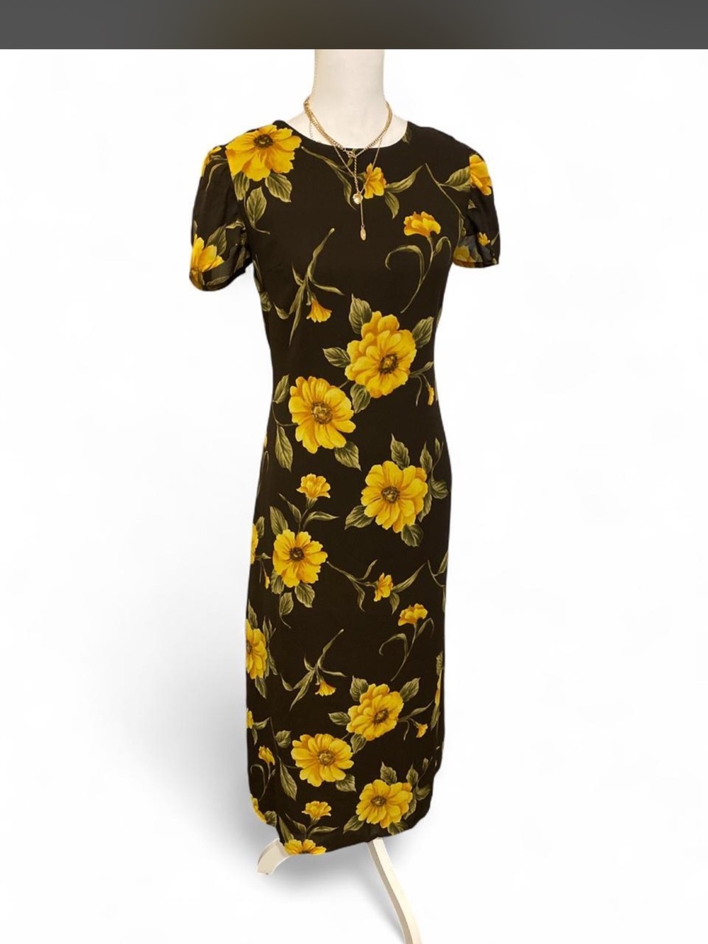 Jennifer Moore petites Black Maxi chocolate brown with Yellow Floral Print